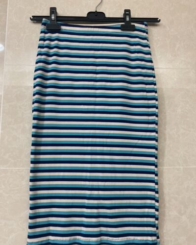 Saia às riscas brancas e azuis , estilo lápis - Zara