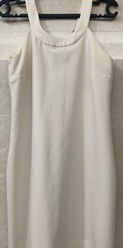 Vestido Branco com Laço Preto nas Costas -  Zara