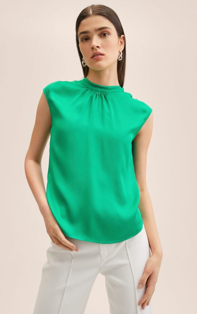 Blusa Verde acetinada com botão - Mango
